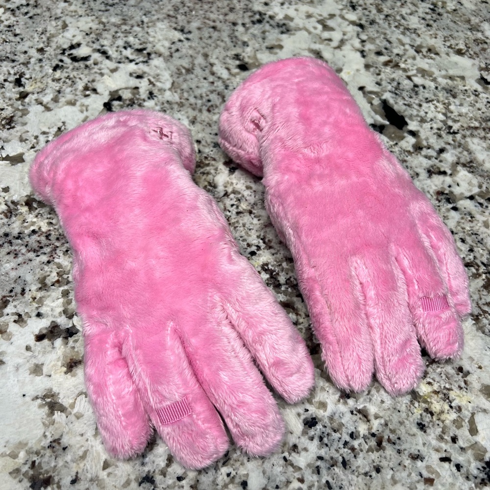 EUC! Girl’s Size S/M Pink Fuzzy Insulated Gloves